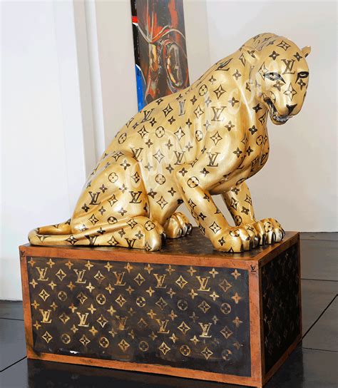 louis vuitton tiger statue|louis vuitton statue.